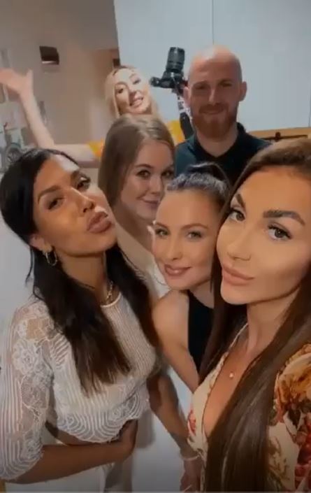 Homerehab masaż mobilny Kraków organizował event masażu dla uczestniczek Programu tvn Hotel Paradise 3.